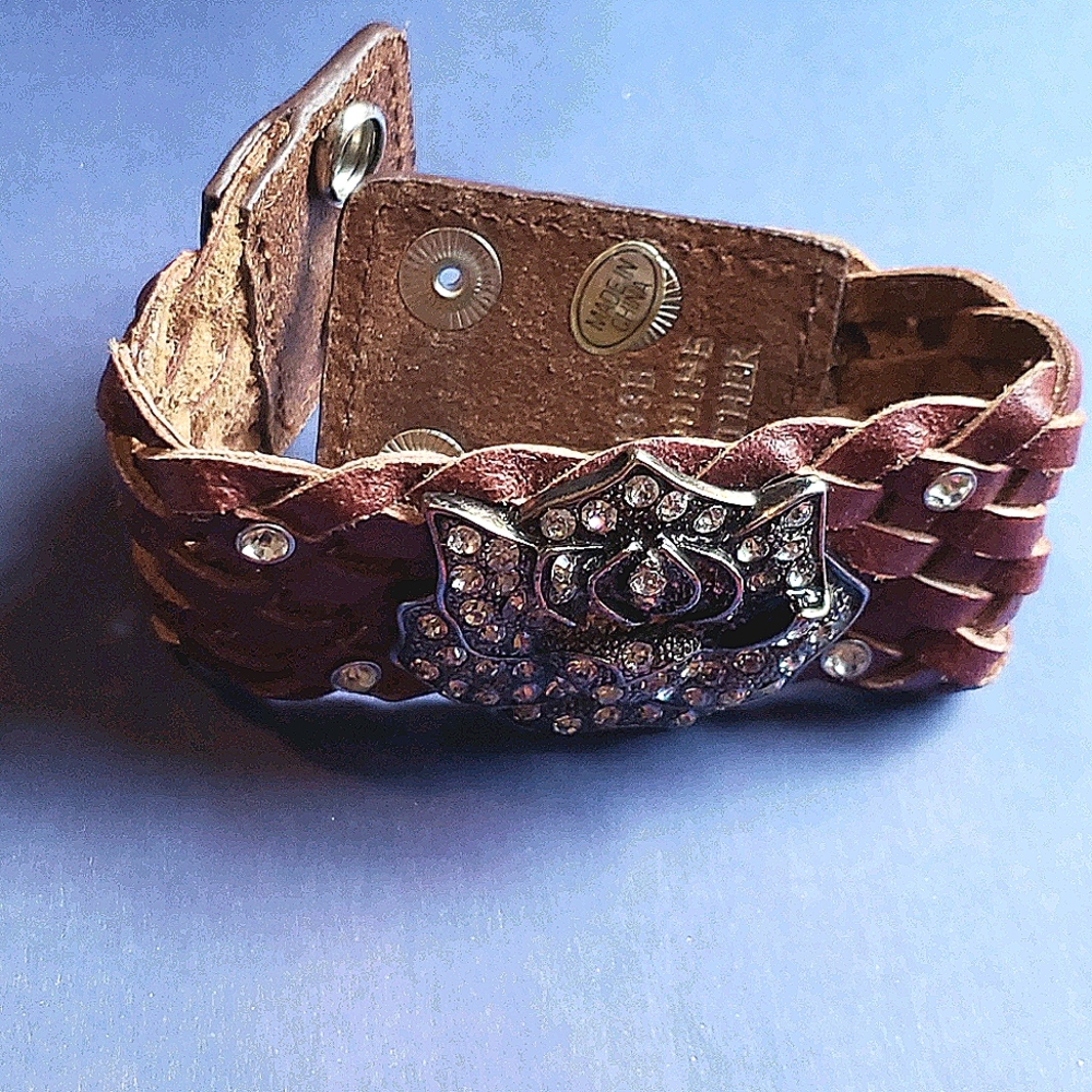 Beautiful rose bracelet